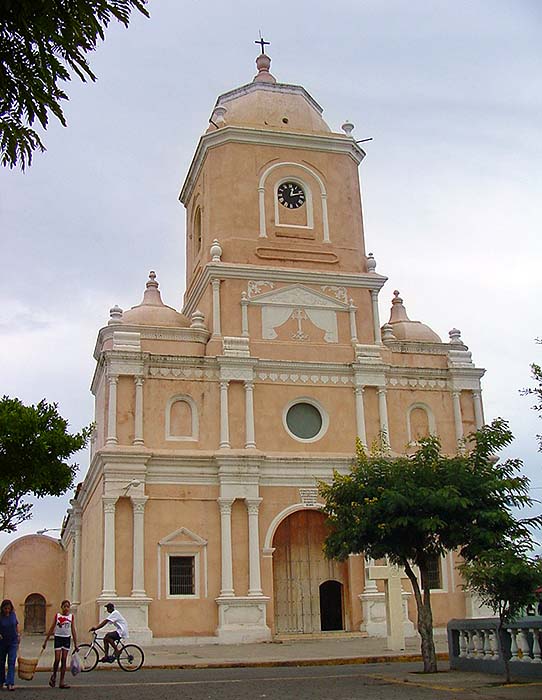02_iglesiaNandaime.jpg [&copy; Last Frontiers Ltd]