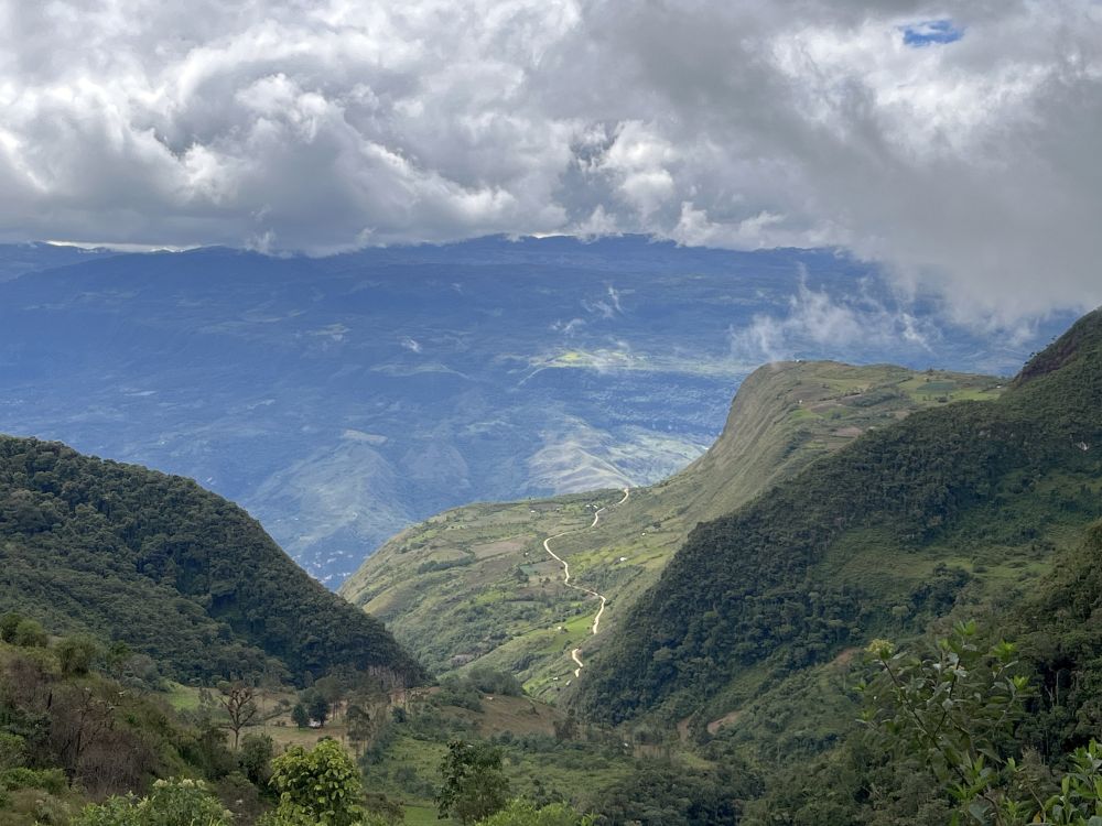 PE2506PC165_el-tigre-hike.jpg [&copy; Last Frontiers Ltd]